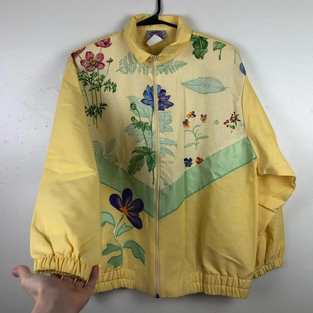 Vintage Southern Stitches and More Yellow Floral Jacket - Picture 2 of 6